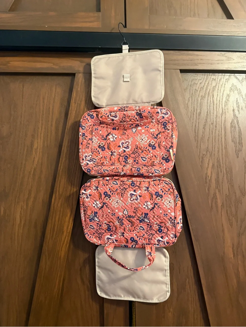BAGSMART Paisley Toiletry Travel Bag with Hanging Hook & Makeup Cosmetic Bag